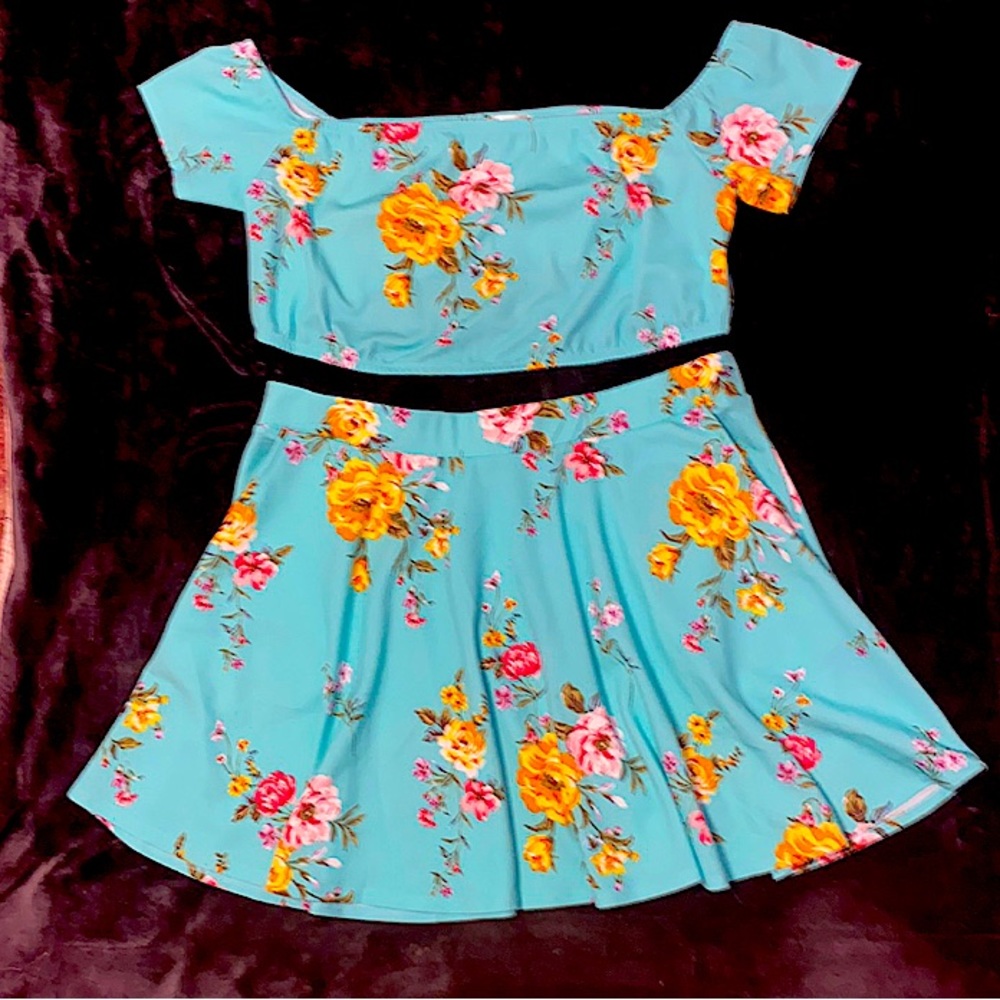 Dioceline Off the Shoulder Crop Top & Skirt Set